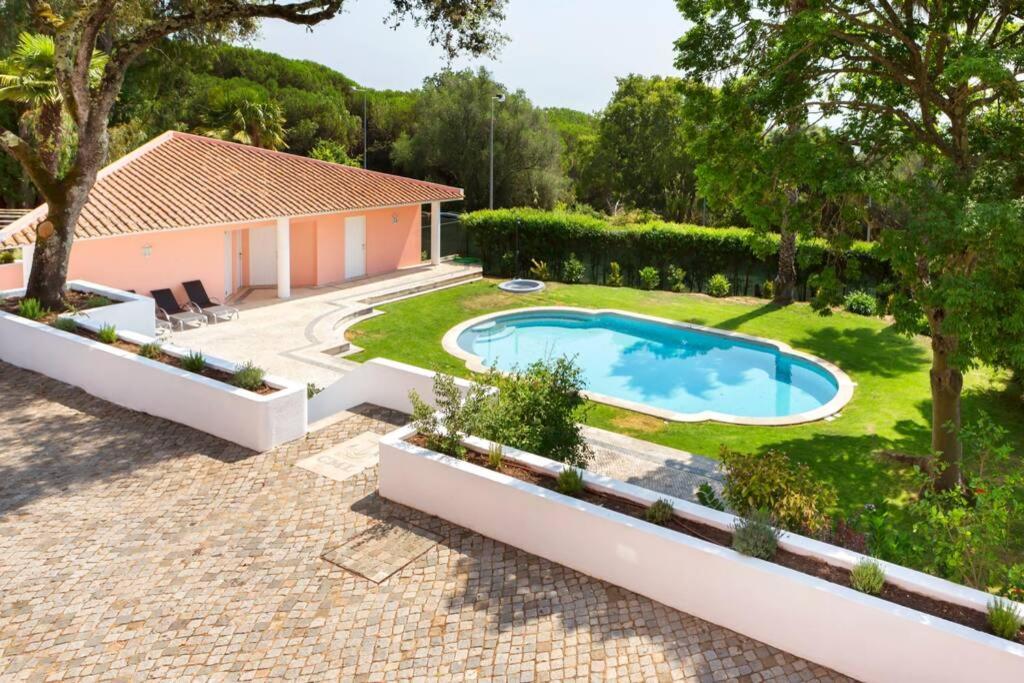 Amazing 4 Bedroom With Pool, View & Garden Villa *